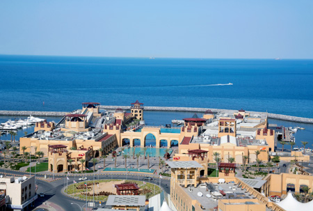 Al Manshar Rotana Hotel
