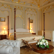 Taleon Imperial Hotel