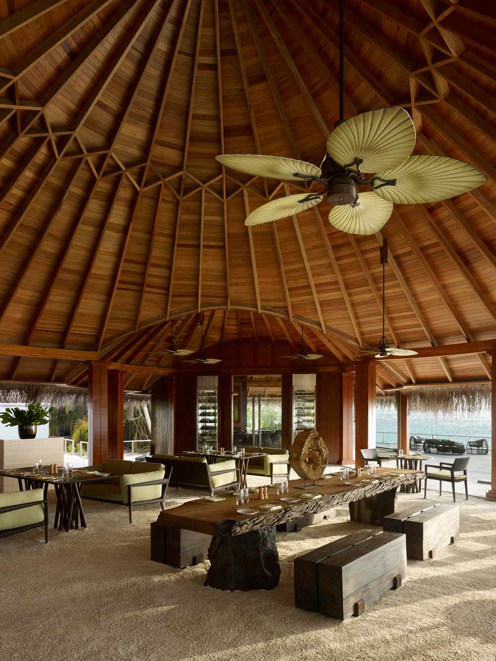 Dusit Thani Maldives