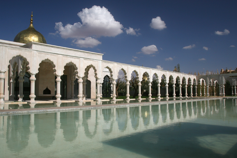 Palais Namaskar