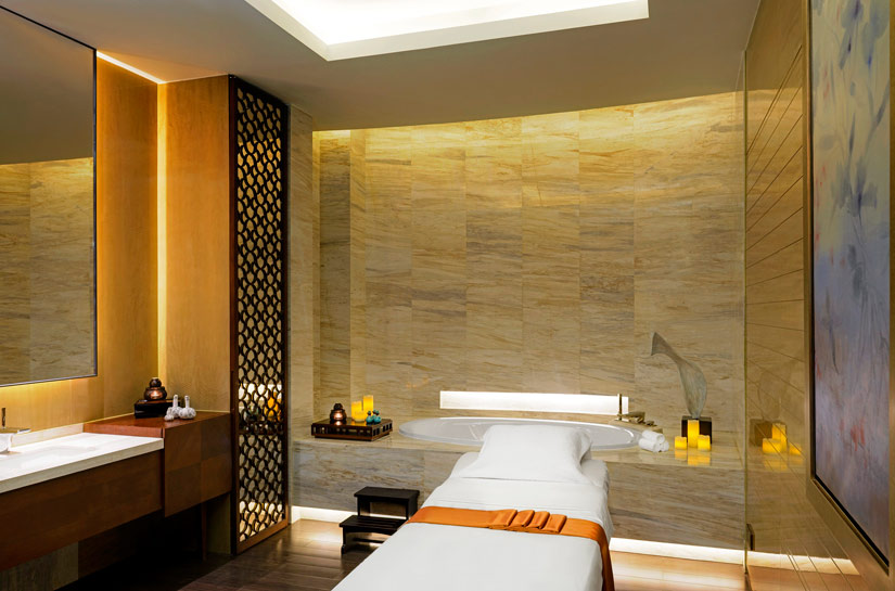 A Single Spa Treatment Room at the Sheraton Huzhou Hot Spring Resort A Single Spa Treatment Room at the Sheraton Huzhou Hot Spring Resort