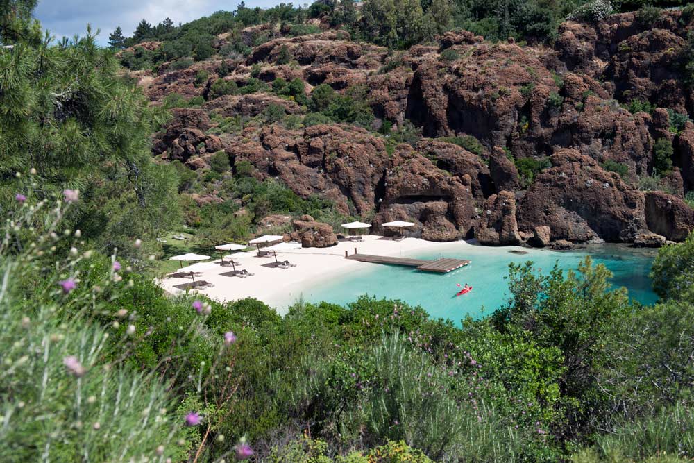 D-Hotel Maris is perched high up on the hillside of the magnificent Datça Peninsula, where the Aegean and Mediterranean Seas meet D-Hotel Maris is perched high up on the hillside of the magnificent Datça Peninsula, where the Aegean and Mediterranean Seas meet