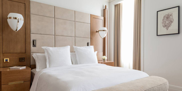 Guest Room at Four Seasons Hotel London at Ten Trinity Square, UK 