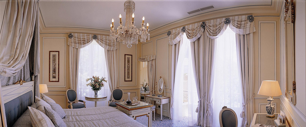 Guest Room at Olissippo Lapa Palace