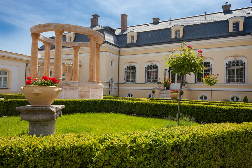 Hotel Amade Chateau, Vrakúň, Slovakia