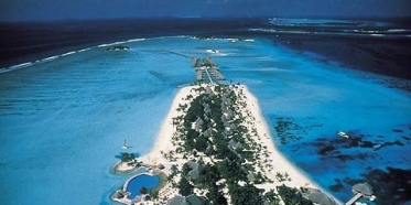 Four Seasons Maldives Kuda Huraa