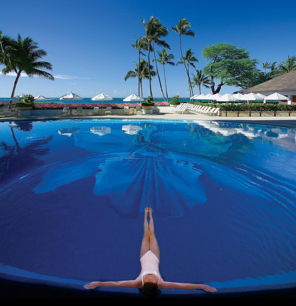 Halekulani Pool