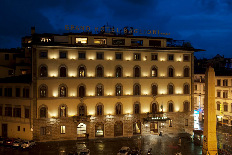 Grand Hotel Baglioni Exterior at Night