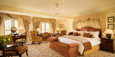 Living Area of Presidential Suite at Mandarin Oriental Hyde Park