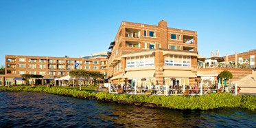 Woodmark Hotel on Lake Washington