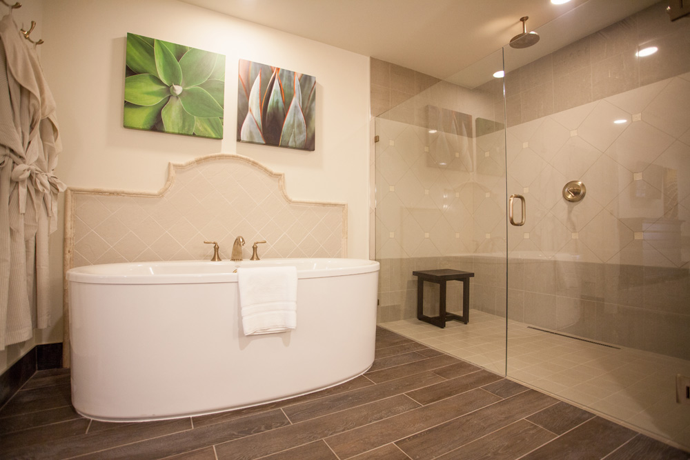 Suite Bathroom at Sedona Rouge Hotel and Spa