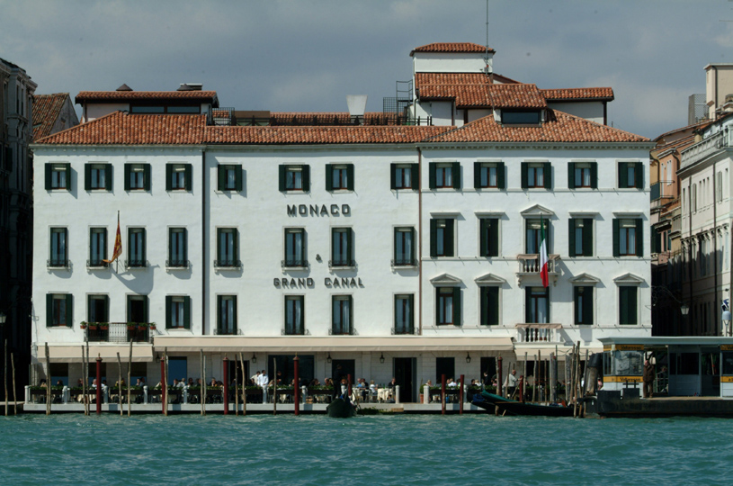 Hotel Monaco and Grand Canal