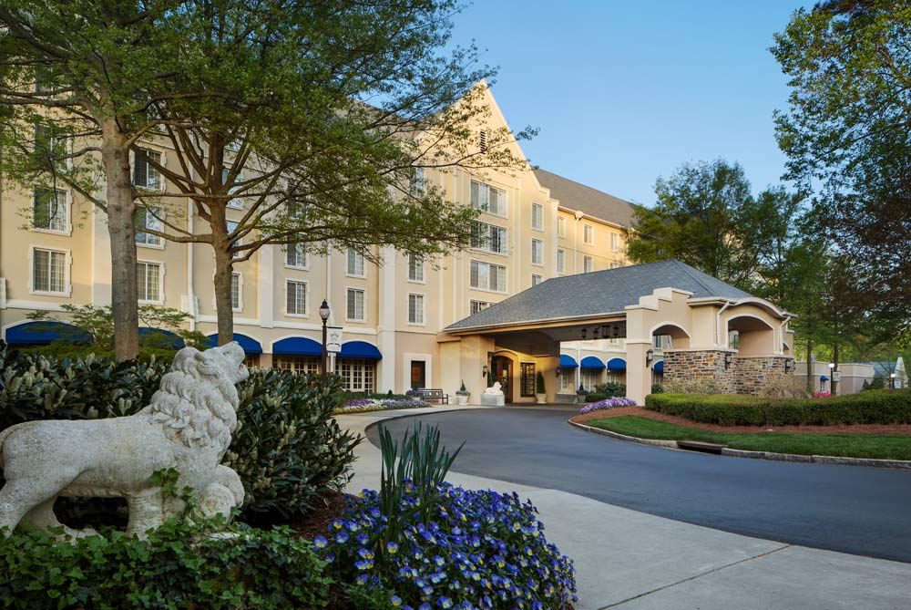 Exterior of Washington Duke Inn and Golf Club