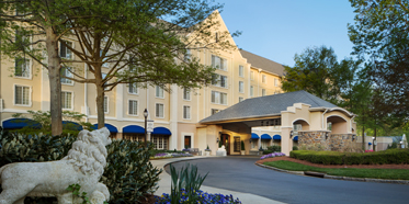 Exterior of Washington Duke Inn and Golf Club