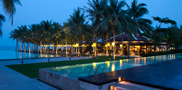 Dining at the Beach Restaurant at Nam Hai Hotel