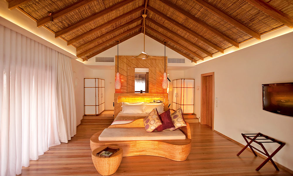 Constance Moofushi Resort Maldives