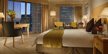 King Bed Guest Room at Swissotel Sydney