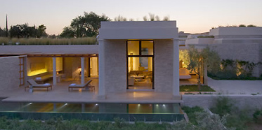 Amanzoe