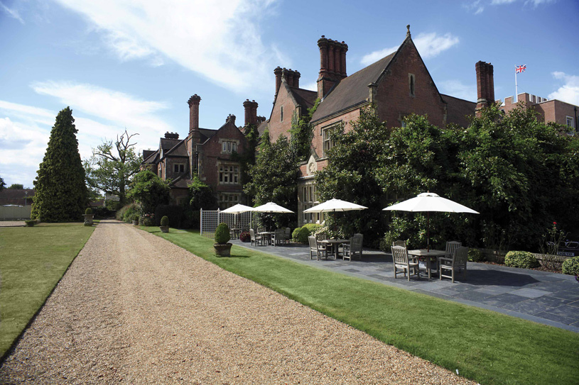 Exterior View of Alexander House Hotel