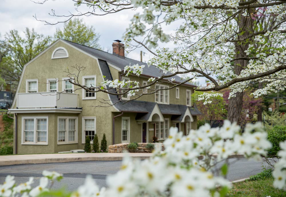 Oakhurst Inn, Charlottesville, VA