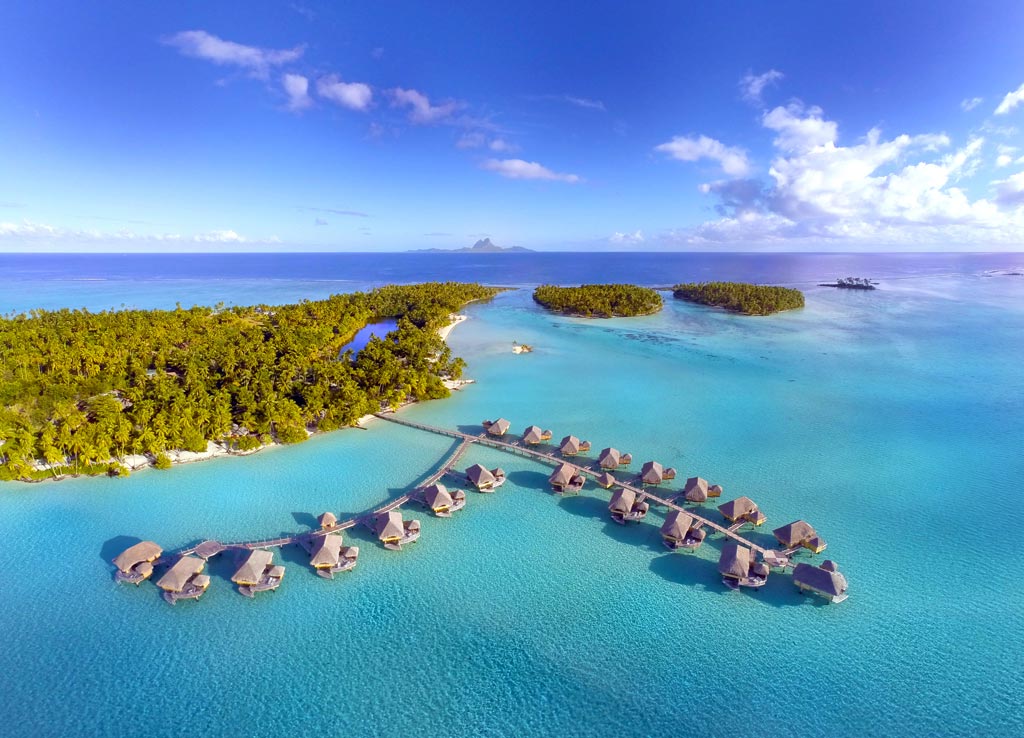 Overwater Villas at Le Taha'a Island Resort & Spa, Taha'a, French Polynesia