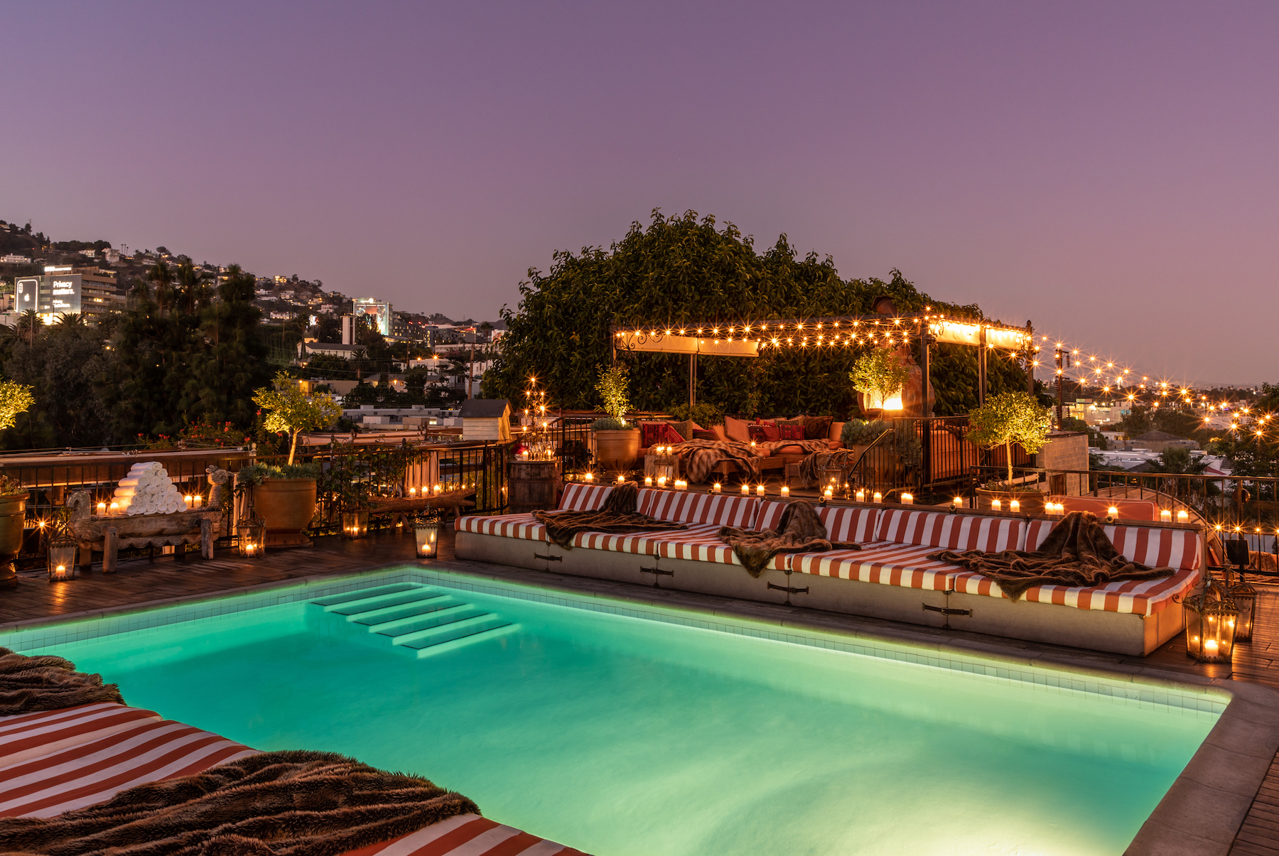 Petit Ermitage Rooftop Pool 