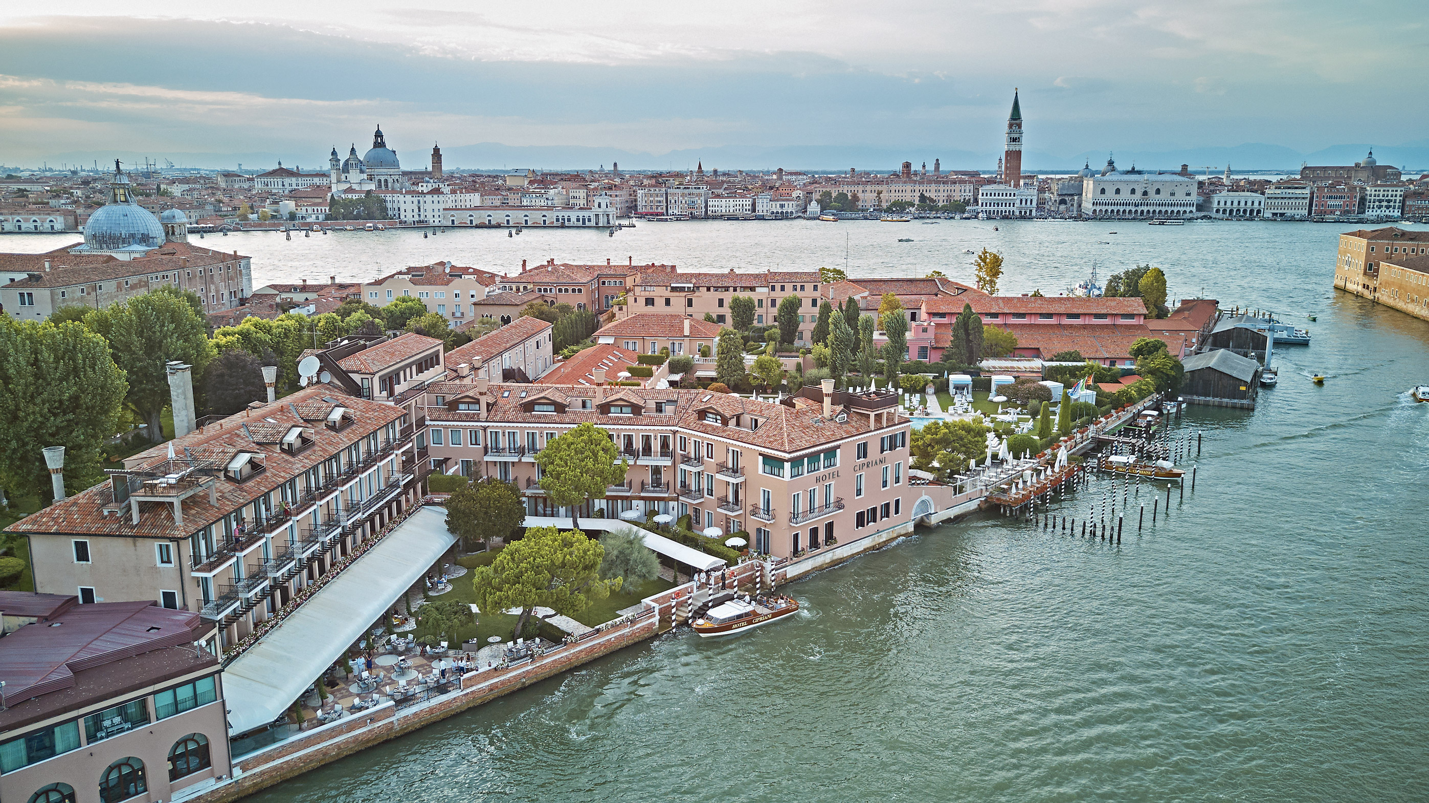 Belmond Hotel Cipriani and Palazzo Vendramin, Venice : Five Star