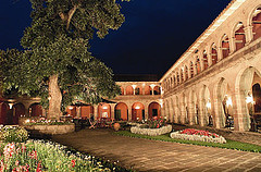 Hotel Monasterio