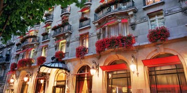 Hotel Plaza Athenee Paris