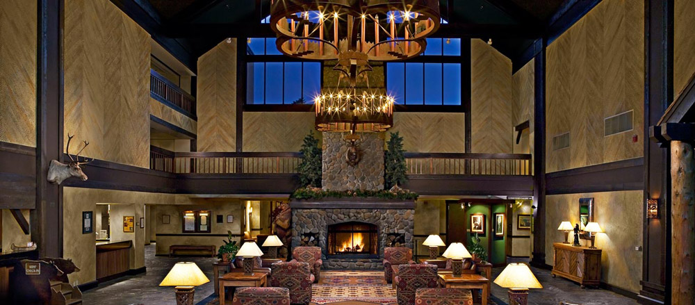 Lobby in Tenaya Lodge at Yosemite