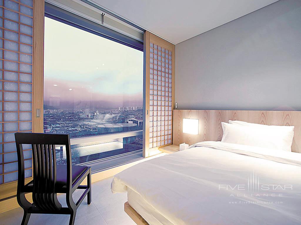 Guest Room at Pullman Ambassador Changwon, Changwon, Republic of Korea