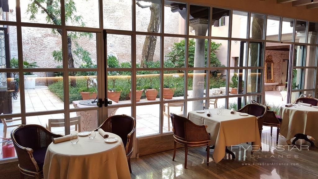 Dining at Palazzo Venart