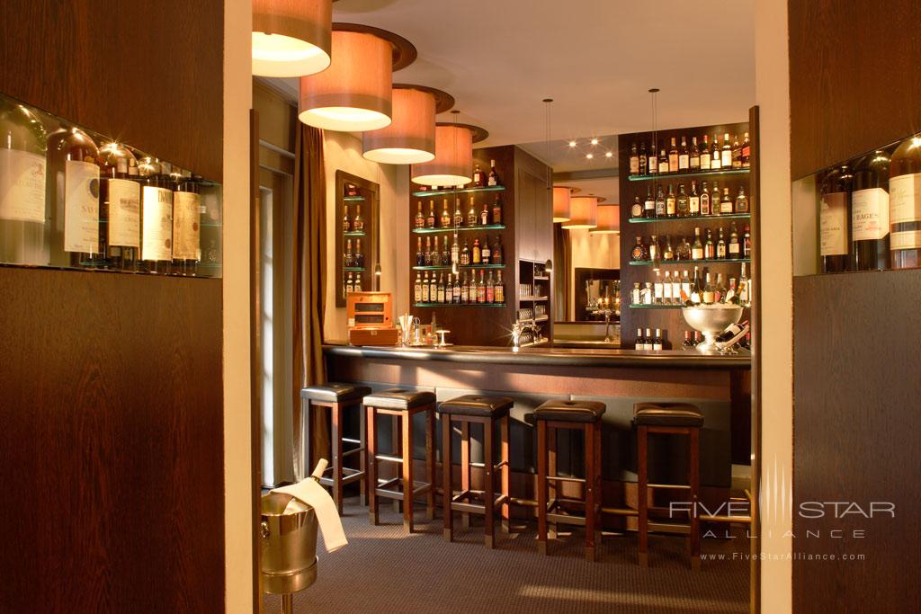 Bar at Hotel Im Wasserturm, Cologne, Germany