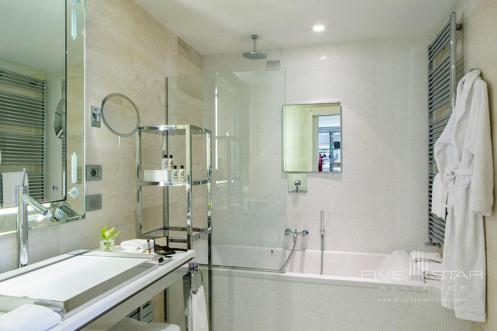 Guest Bath at Palazzina G, Venice, Italy