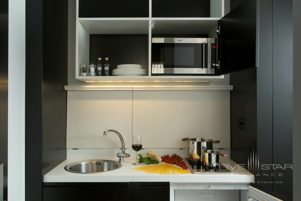 Kitchenette at Corso 281, Rome Italy