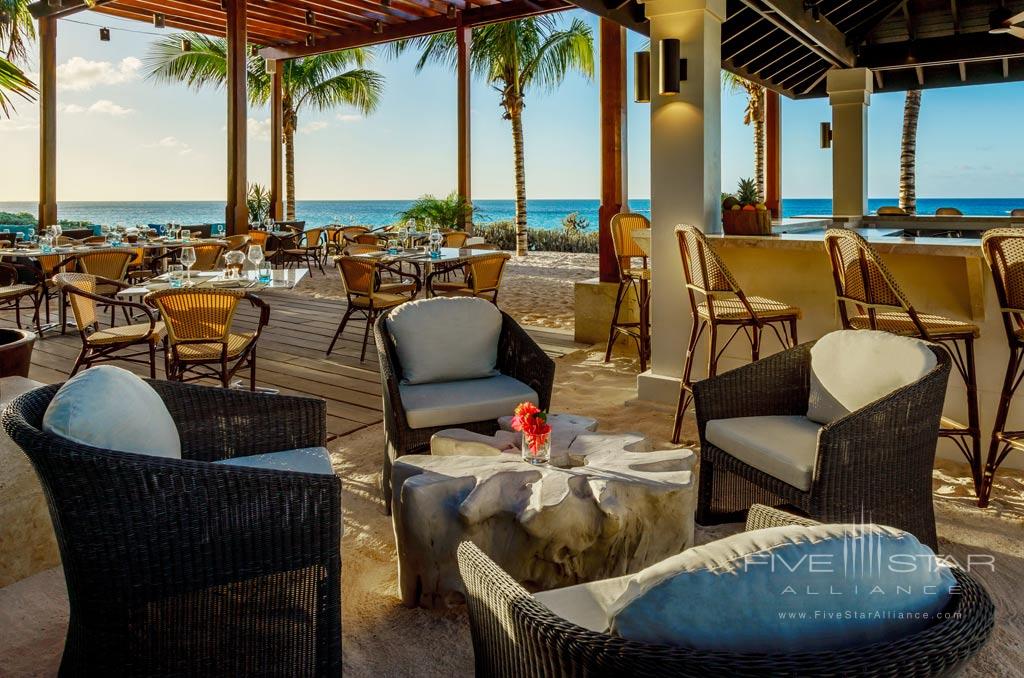 Oceanfront bar at Zemi Beach House