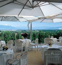 Dining with View of Countryside