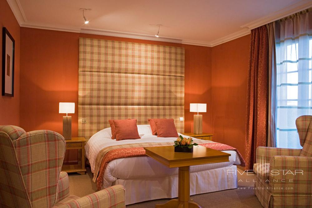 Residence Superior Room at Hotel Chateau Grand Barrail Saint Emilion, France