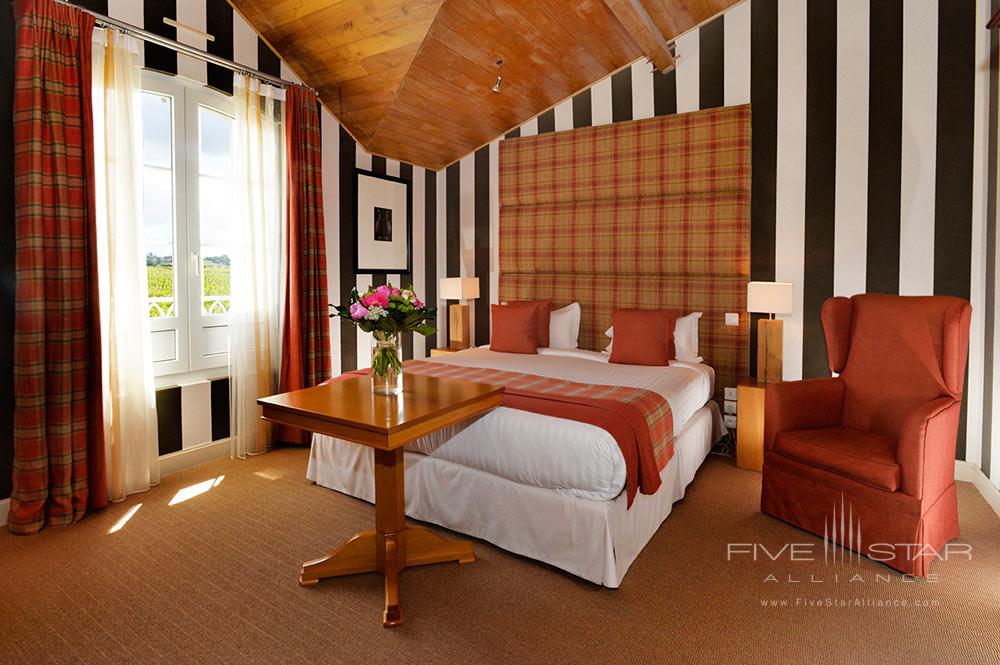 Residence Superior Room at Hotel Chateau Grand Barrail Saint Emilion, France