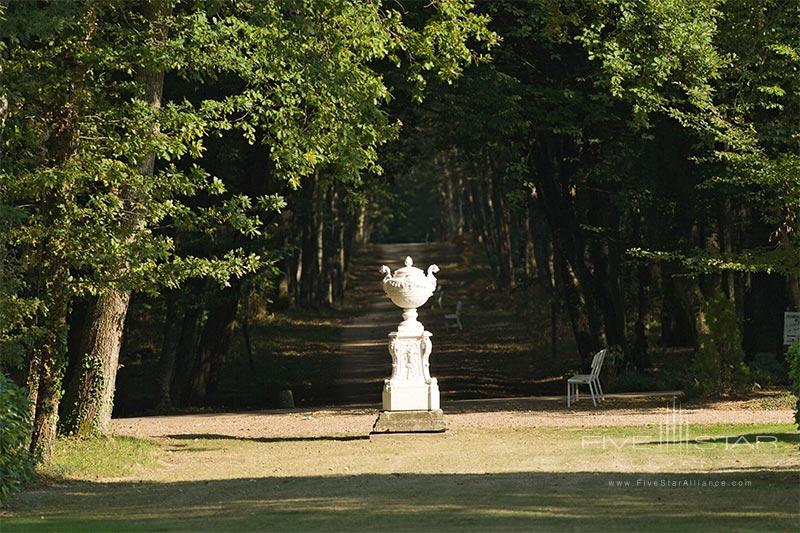 Domaine Des Hauts De Loire Park Pathway