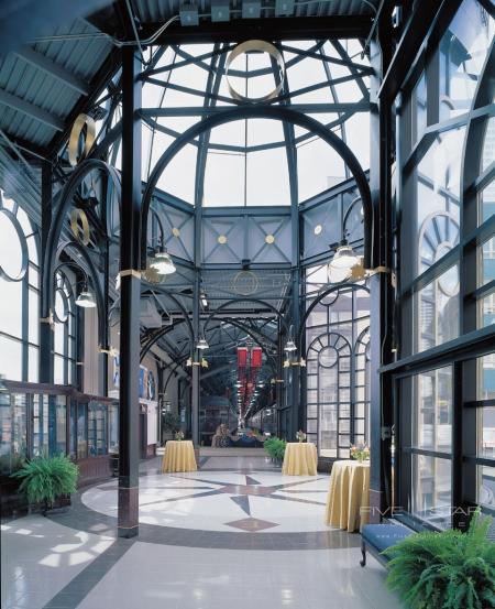 Glass dome on rotunda