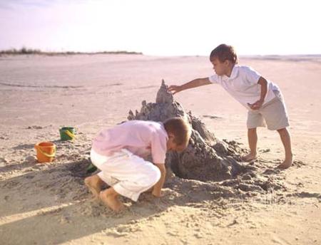 Childrens Programs on the Beach at Cloister at Sea Island