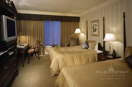 Twin Guestroom at Sutton Place Vancouver