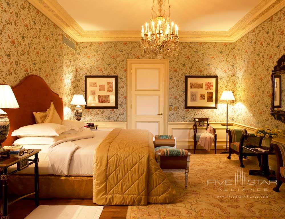 Guest Room at Hotel Metropole