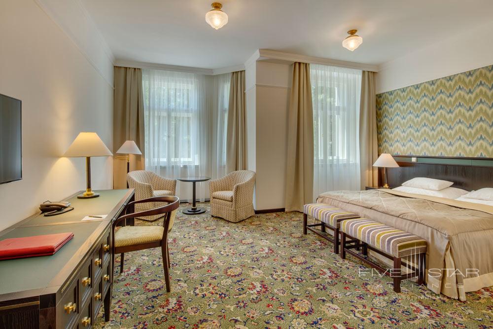 Guestroom at Hotel Savoy Prague