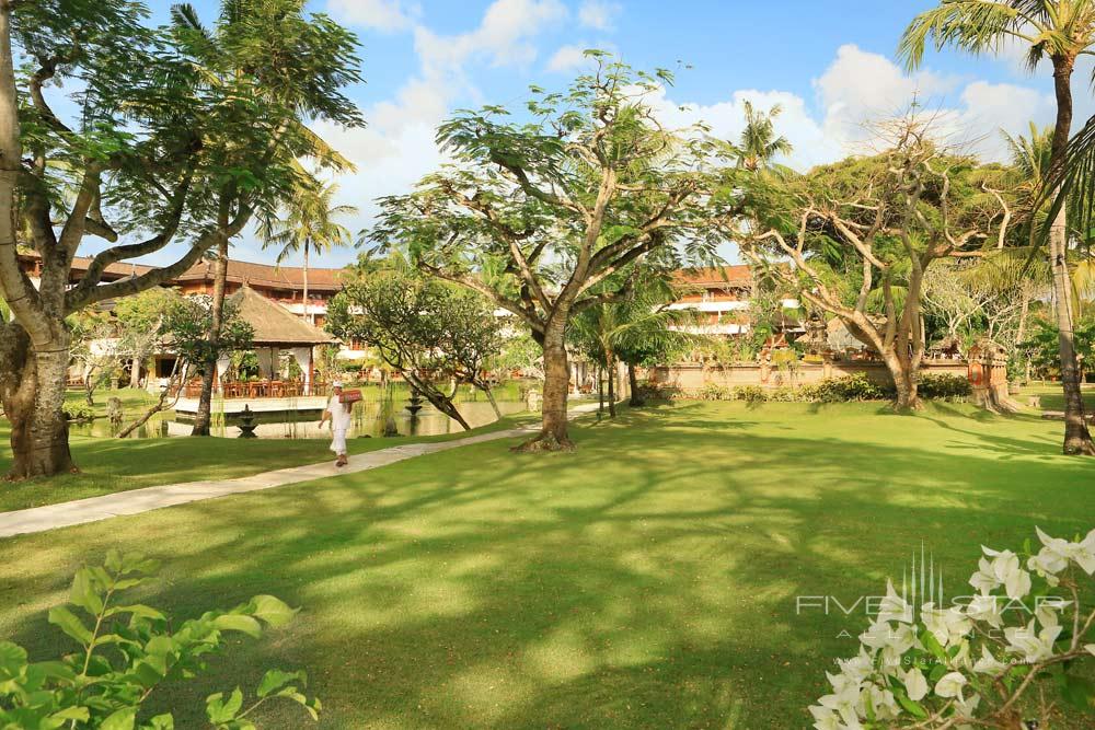 Temple Garden at Nusa Dua Beach Hotel And Spa Denpasar, Indonesia