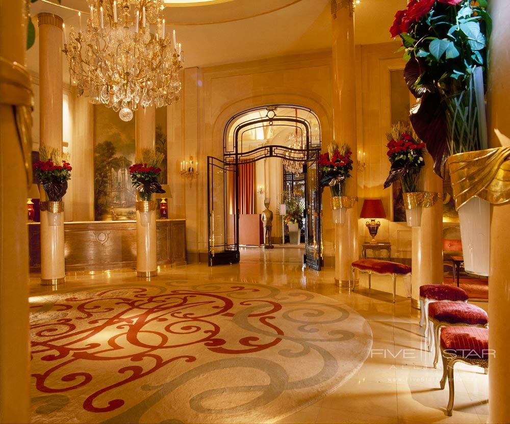 Lobby at the Hotel Plaza Athenee Paris