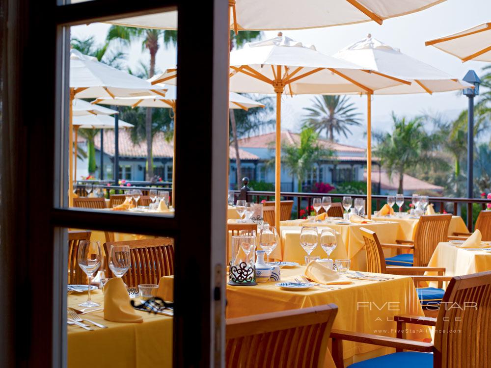 Outside Dining at Seaside Grand Hotel Residencia