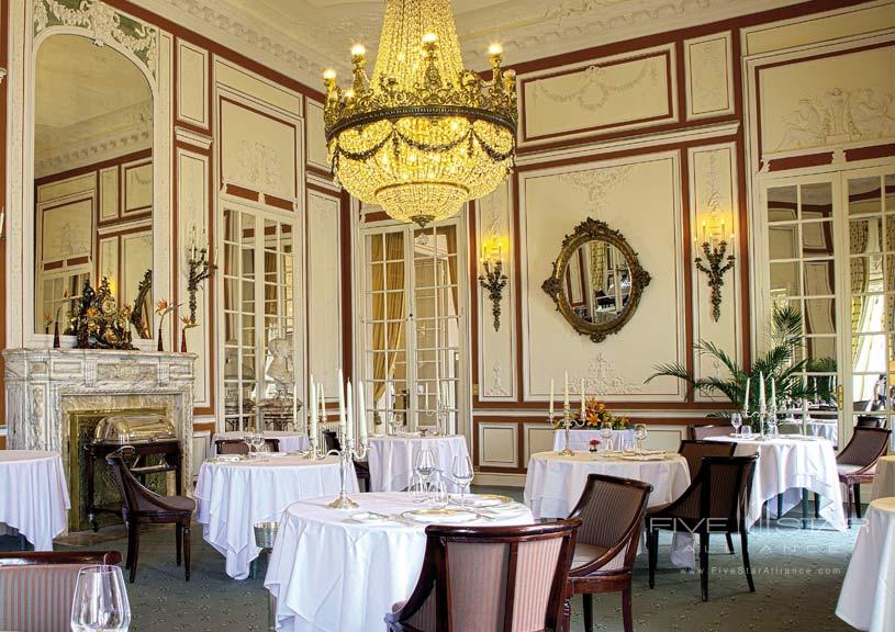 Inside Dining at Hotel Du Palais