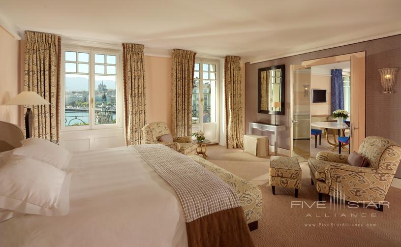 Master Suite Bedroom at Le Richemond